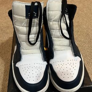 Air Jordan one mids size 11 men’s